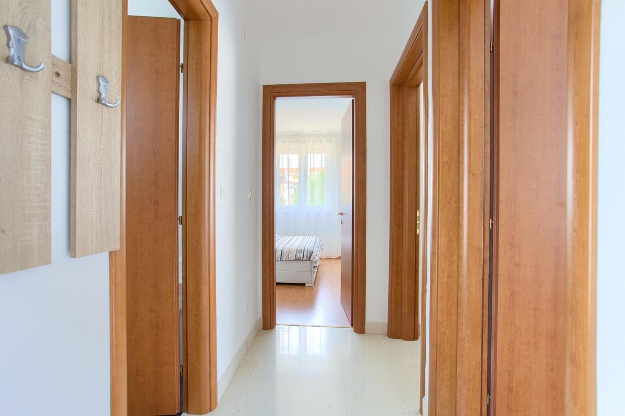 Apartment Anja Krk Town Buitenkant foto